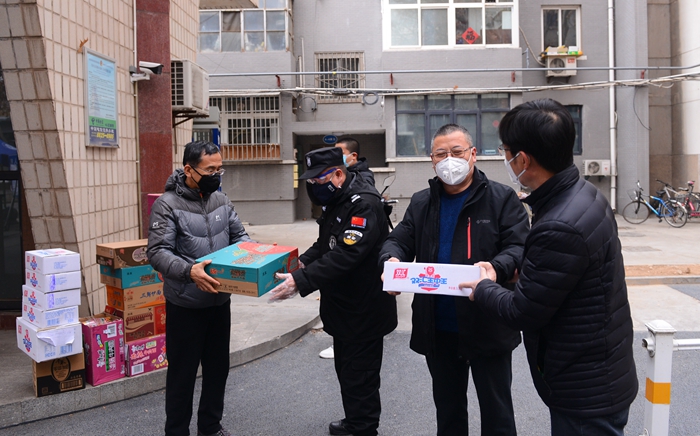 雁塔校區(qū)東門DSC_8140 - 副本.JPG